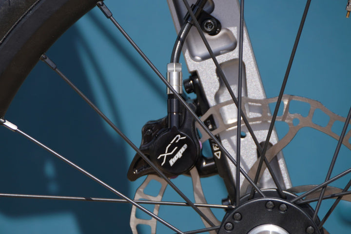 Hope XCR Pro X2 hydraulic disc brake caliper on the FLIT M2i. Image credit: FLIT